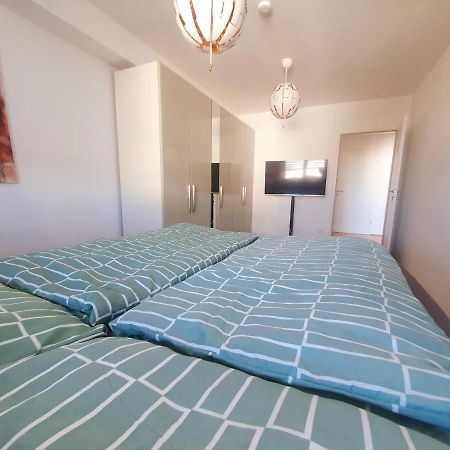 Near Lake Two Bedroom Duplex Apartment Відень Екстер'єр фото